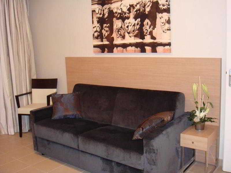 Residhome Toulouse Occitania Room photo